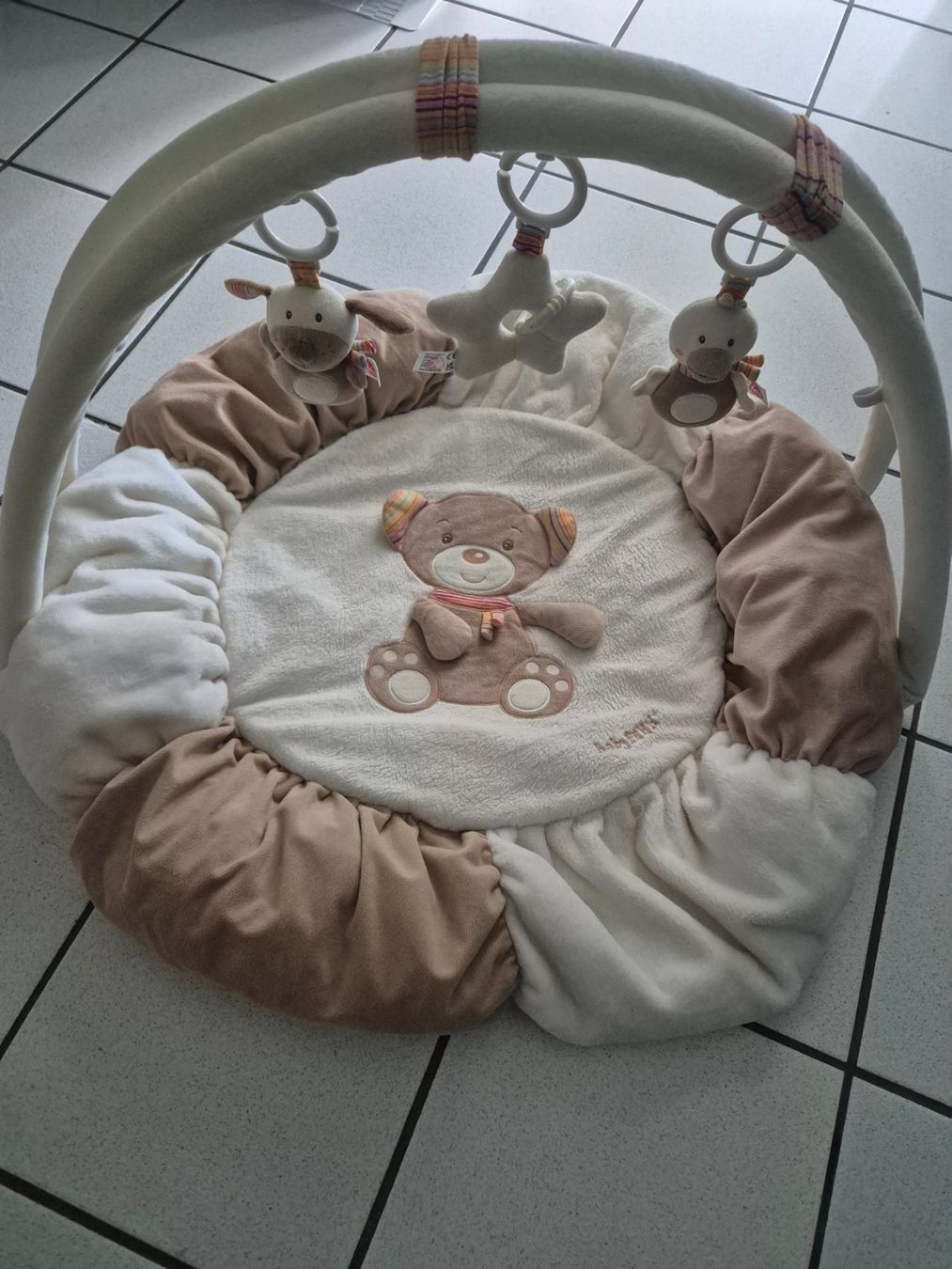 Spielmatte: Tapis d'éveil pour bébé – Gebraucht aus Estavayer-le-Lac von min_kwk5