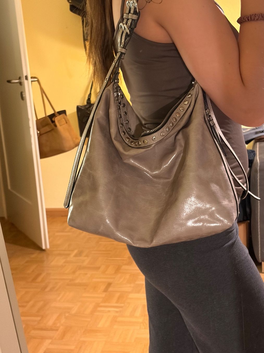 Taschen für Damen: Tasche / Bag – Gebraucht aus Basel von pau_w9yw