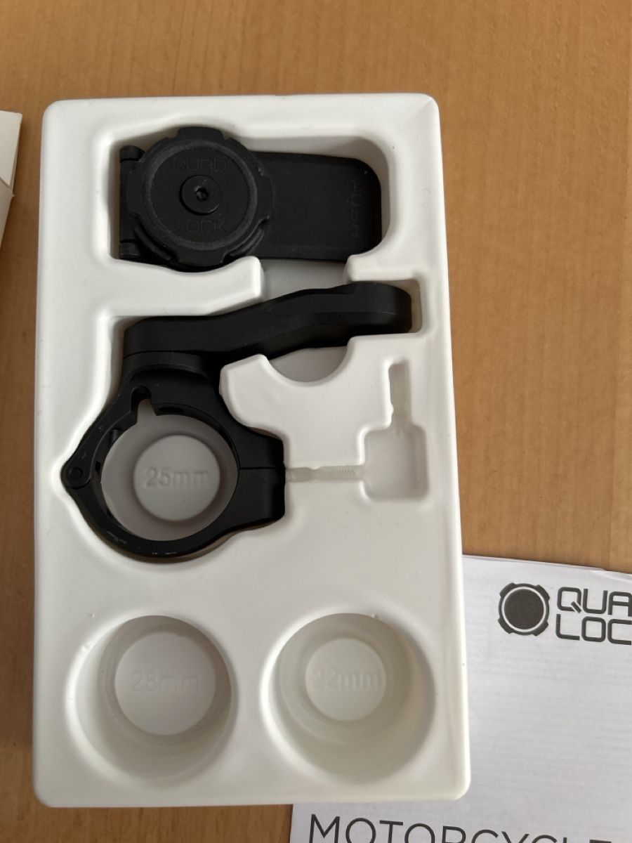 Quad Lock Support: Support téléphone Quad Lock – D'occasion à Villarimboud par ily01 1