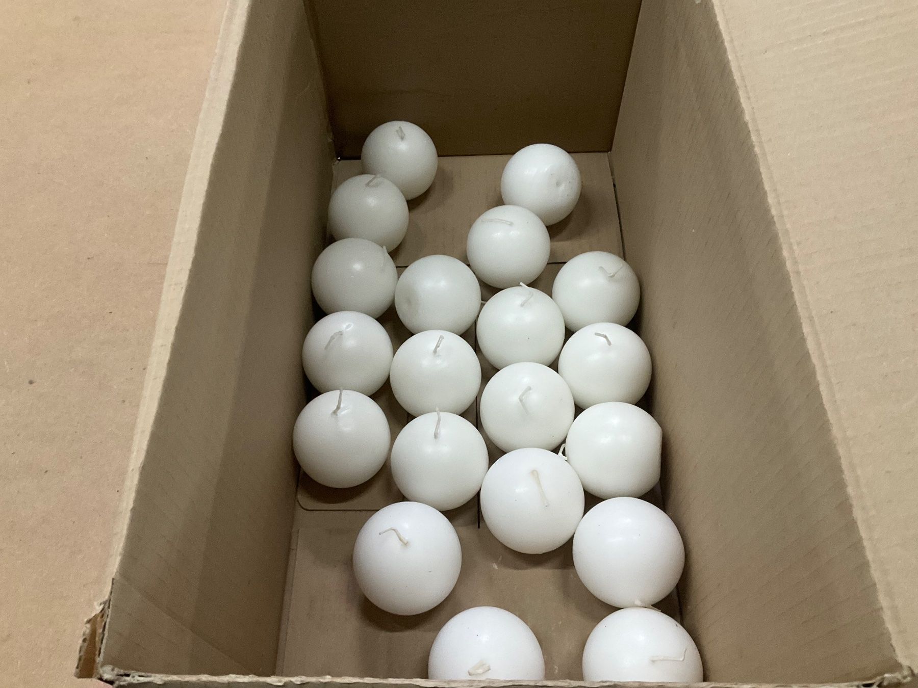 Candele: 930 Posten Kerzen Rohlinge aus Liquidation – Nuovo (secondo la descrizione) da Derendingen venduto da Meisterstuecke