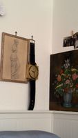 Orologio da parete a forma di orologio da polso oro