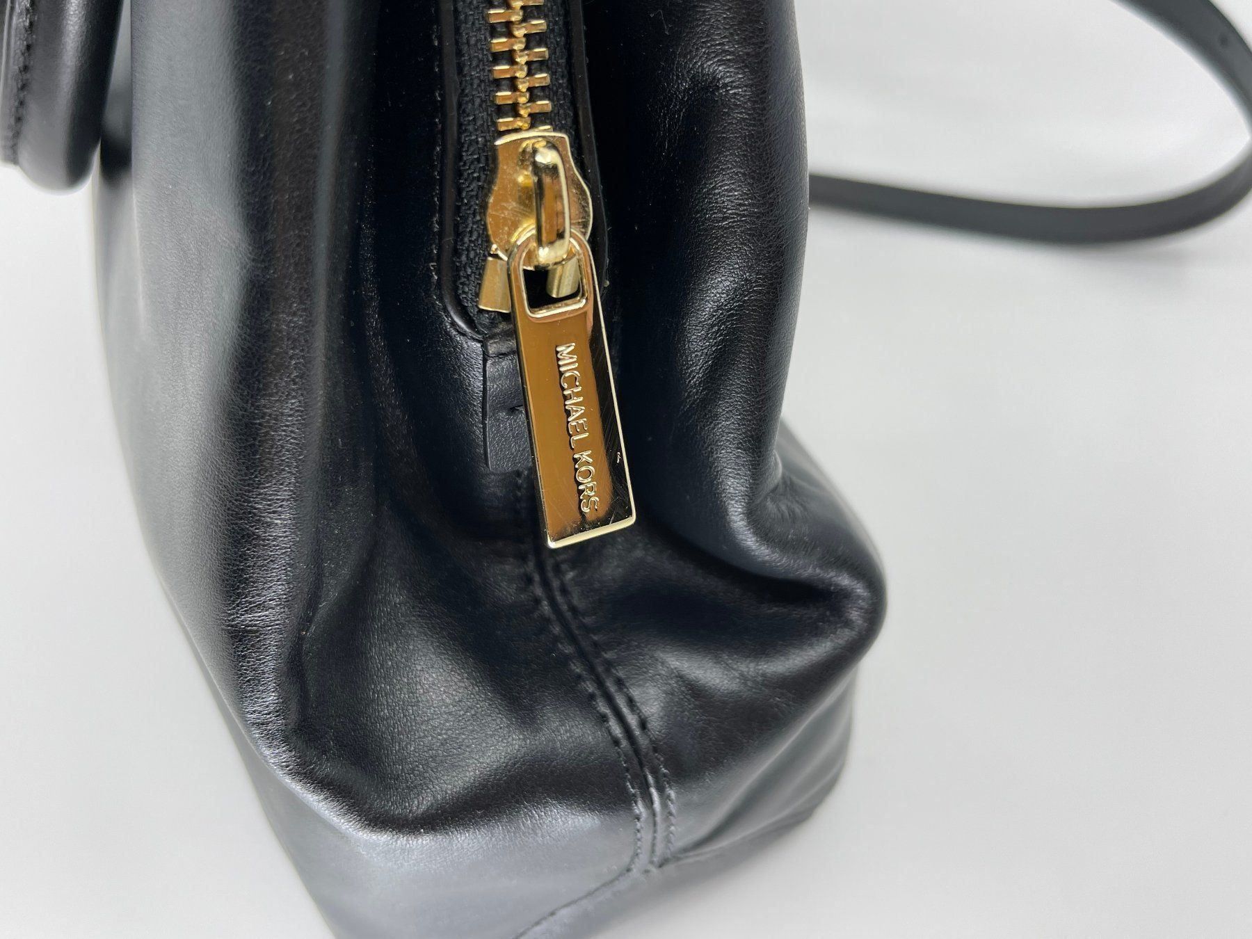 Michael Kors Taschen für Damen: Exclusive Michael Kors Handtasche – Neu (gemäss Beschreibung) aus Langwiesen von rtWebshop 4