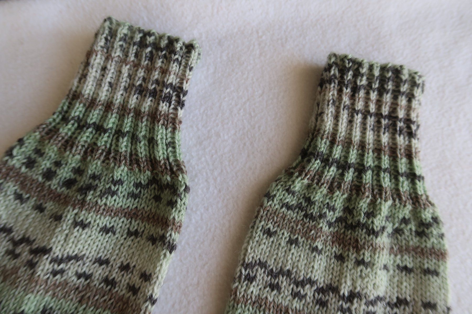 Calze: Handgestr.Wollsocken  Gr. 39/40   (458) – Nuovo e nell'imballaggio originale da neuenhof venduto da Caterchen 1