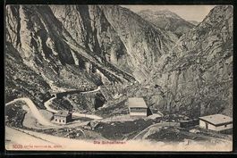 Schoellenen, Blick auf die Passstrasse