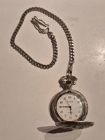 Sammlerstück: Vintage Taschenuhr von SHIRLAND QUARZ