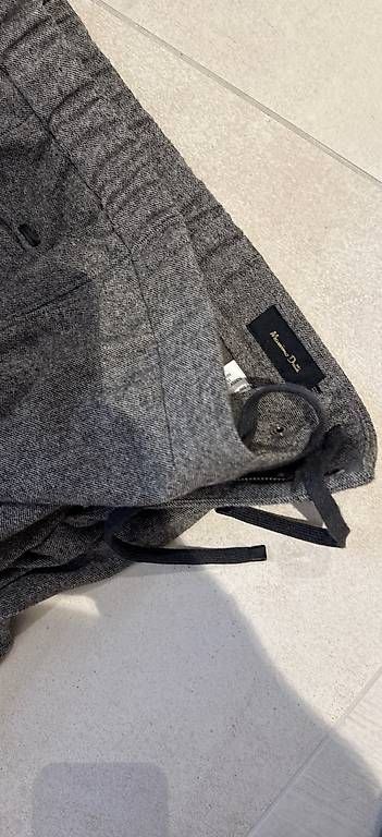 Pantalons: Massimo Dutti Hosen – D'occasion à Kriegstetten par saf_j6s5 1