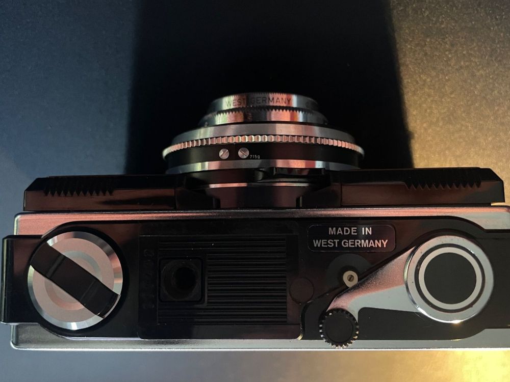 Canon, Voigtländer, Zeiss Vitessa 126 CS / Prima Zoom Shot Date