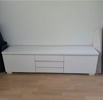 TV-Board weiss mit drei Fächern und zwei Schubladen