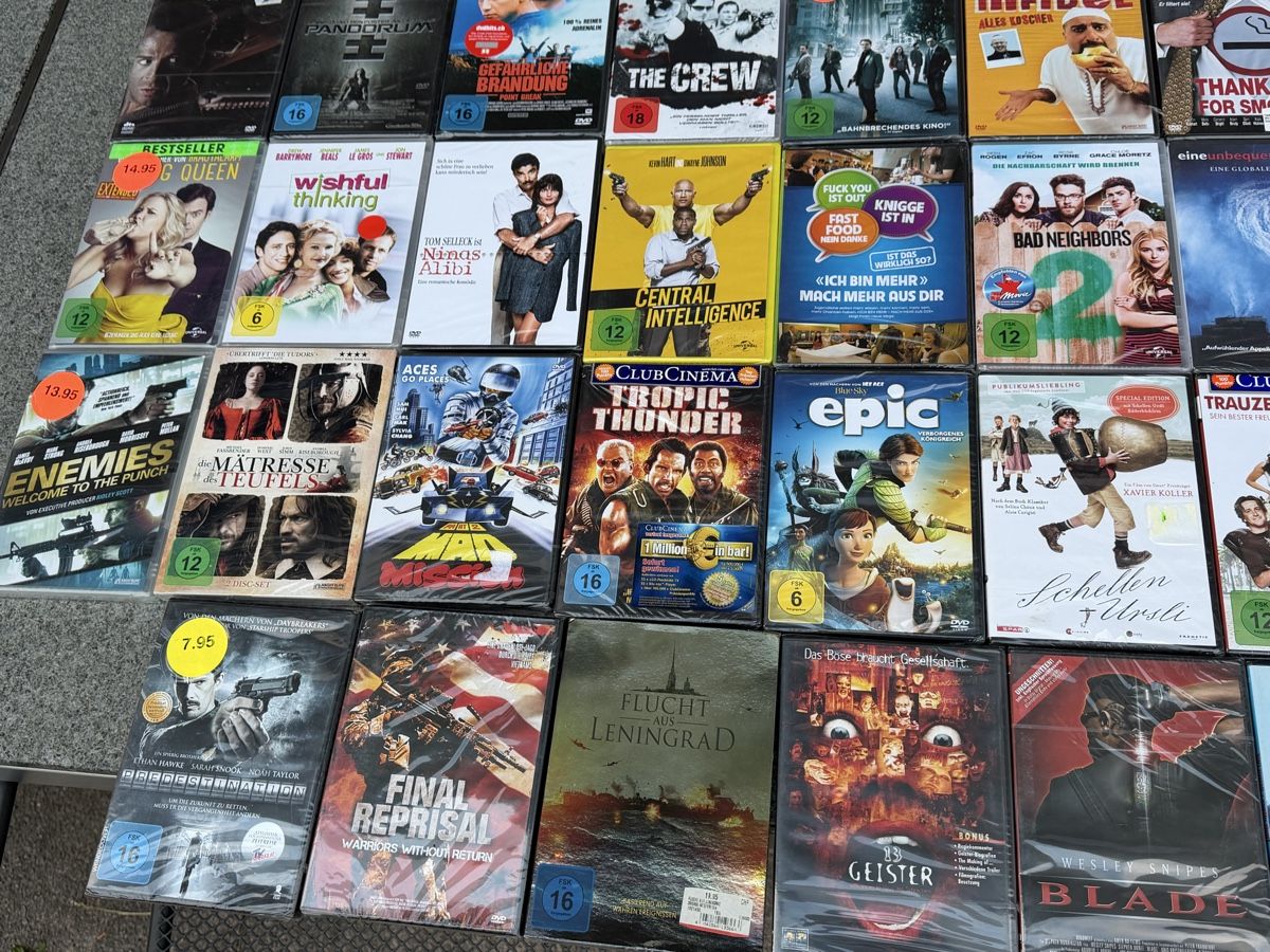 Tutti i DVDs: Originalverpackte DVD Filme Sammlung ca 48 Stk – Usato da Deitingen venduto da Himhip 4