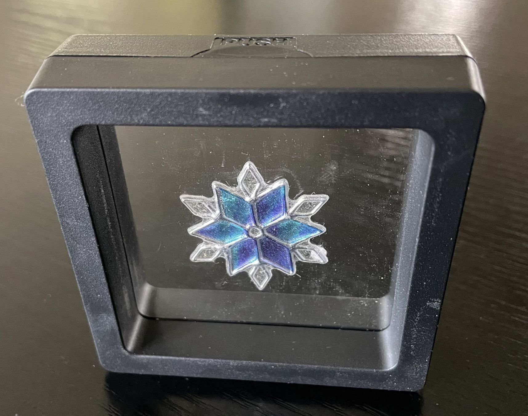 Tutte le decorazioni: Eiskristall Schneeflocke in Displaybox Geschenk Deko – Usato da Oftringen venduto da allesmeins