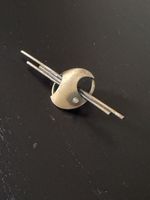 Brosche Metall silberfarben mit Stein 