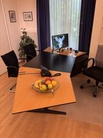 Schreibtisch mit Ledereinsatz, toller Zustand