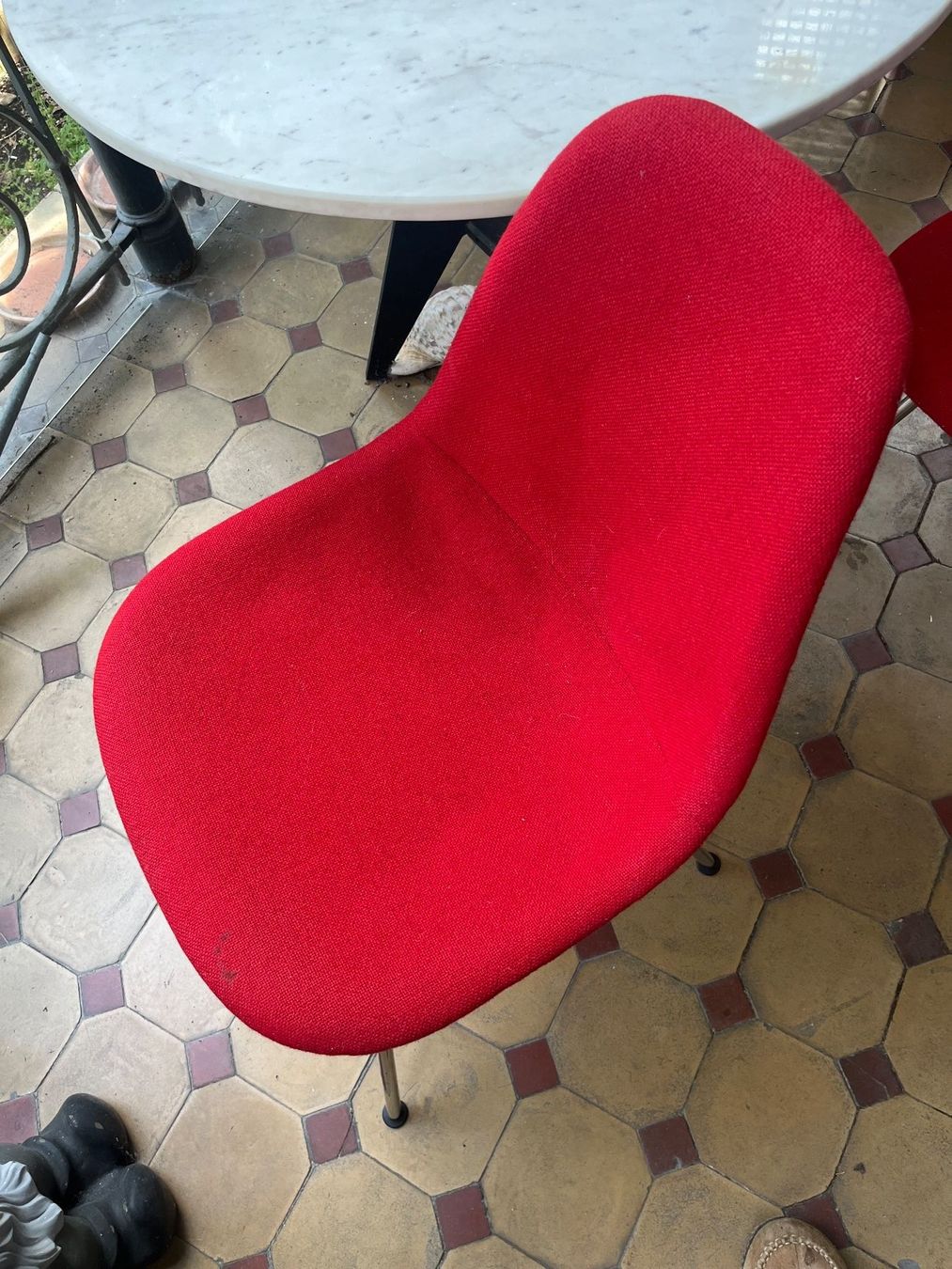 Eames Sedie: Zwei Vitra Eams Side Chair mit Hopsack – Usato da Zürich venduto da Luftibus01 2
