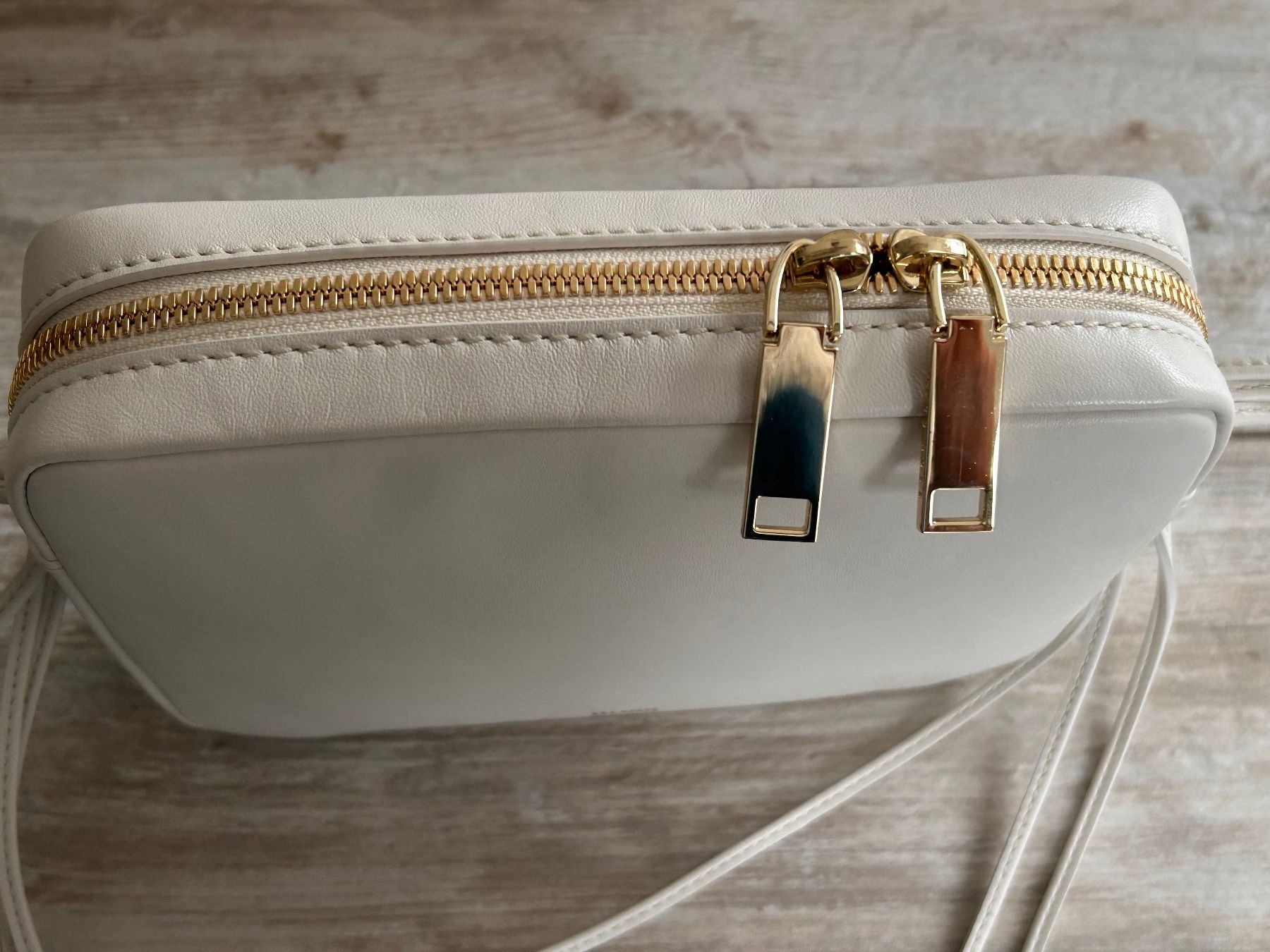 Hugo Boss Borse da donna: Hugo Boss Umhängetasche – Usato da Kreuzlingen venduto da kreuzlingen0828 4