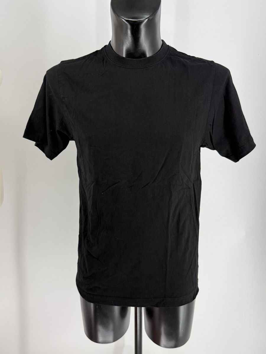 T-shirt: Basic Shirt schwarz Gr. M  – Usato da Auenstein venduto da moin.
