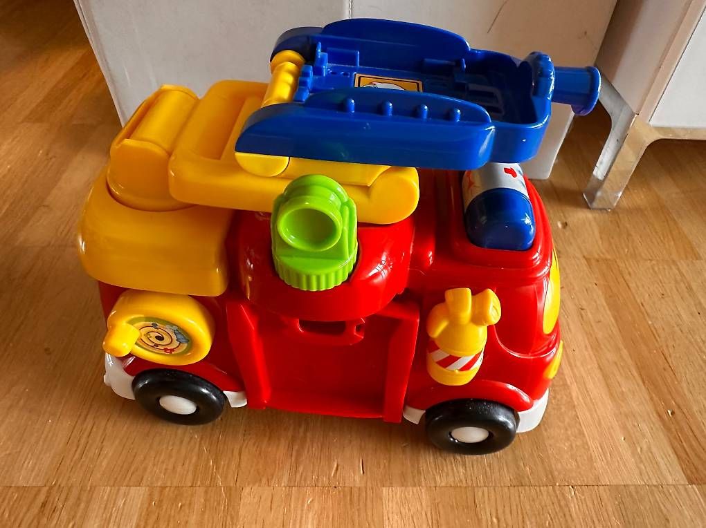 Giocattoli: VTech Tut Tut grosses Feuerwehrauto – Usato da Birsfelden venduto da Mischi03 1