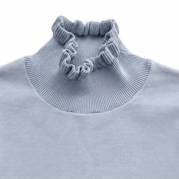 Zara Pullover & Sweatshirts: ZARA Feinstrickpullover Hellblau mit Volants | M/38 – Neu (gemäss Beschreibung) aus Aarberg von LovelyThings_ 1