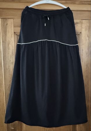 10DAYS Maxirock Gr. S – Schwarz – 100 % Baumwolle – NEU 