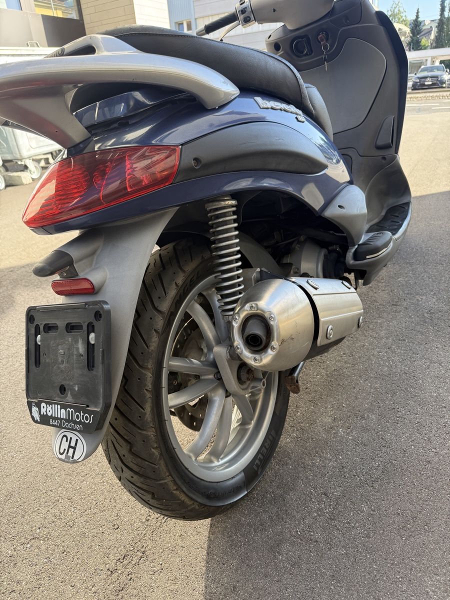 Piaggio Scooter: Piaggio Beverly 125 Roller blau metallic 5305 km – Difettoso da Wetzikon ZH venduto da KIEE 5