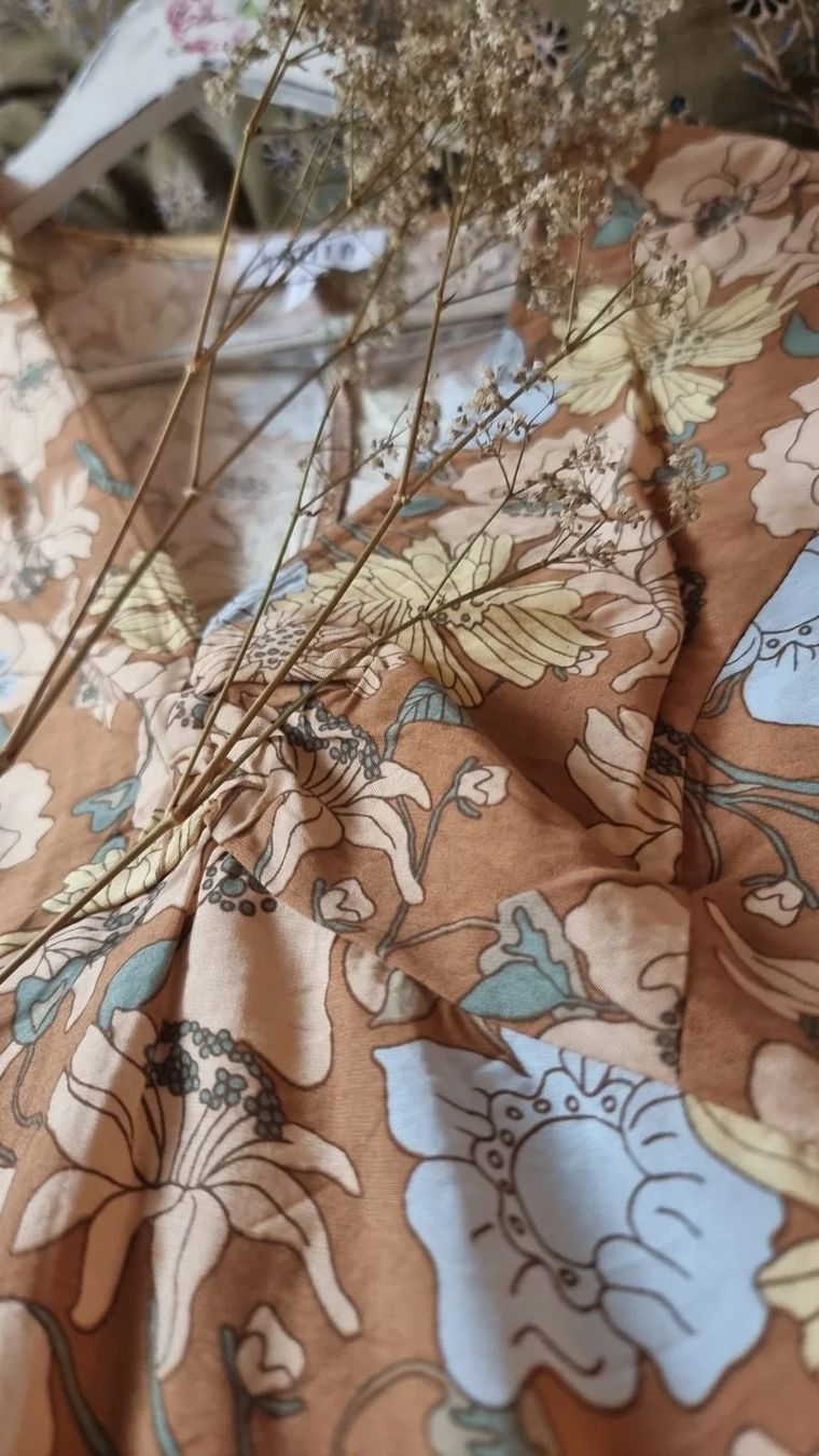 Vestiti: Robe mi-longue Edited à fleurs, état comme neuf – Usato da Vevey venduto da fer3ica 3