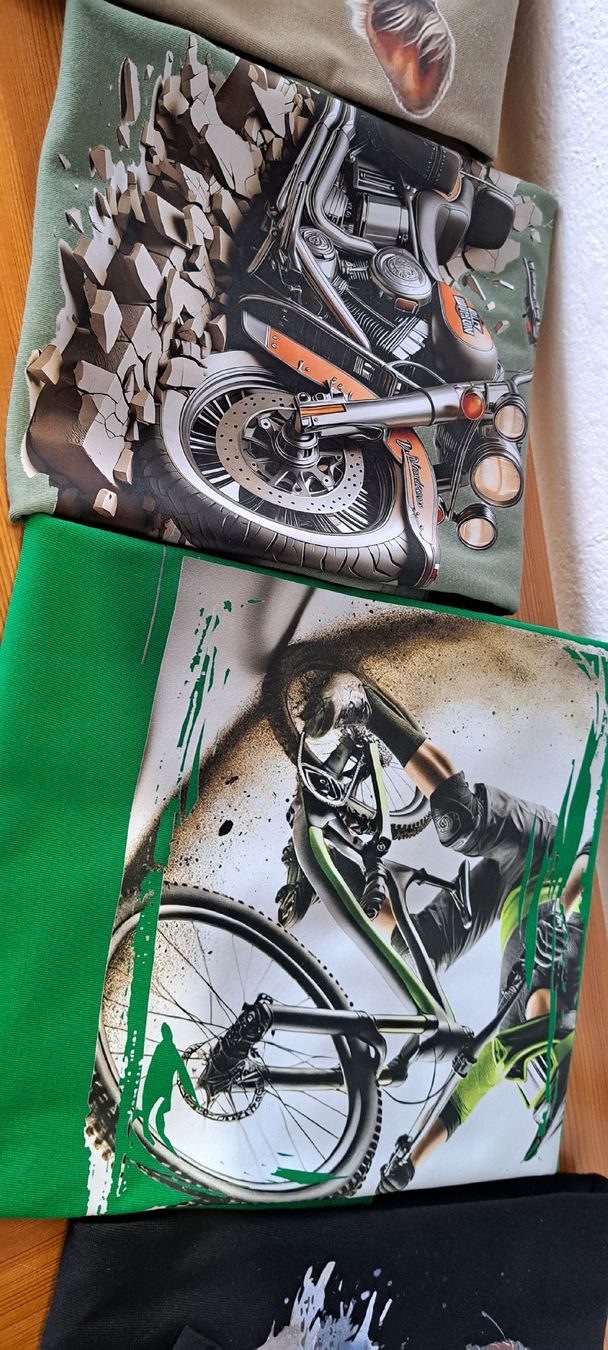 Camicie, T-shirt & Polo: T-Shirts neu Div.Grössen und Sujets – Nuovo e nell'imballaggio originale da Rothenthurm venduto da dudli84 6