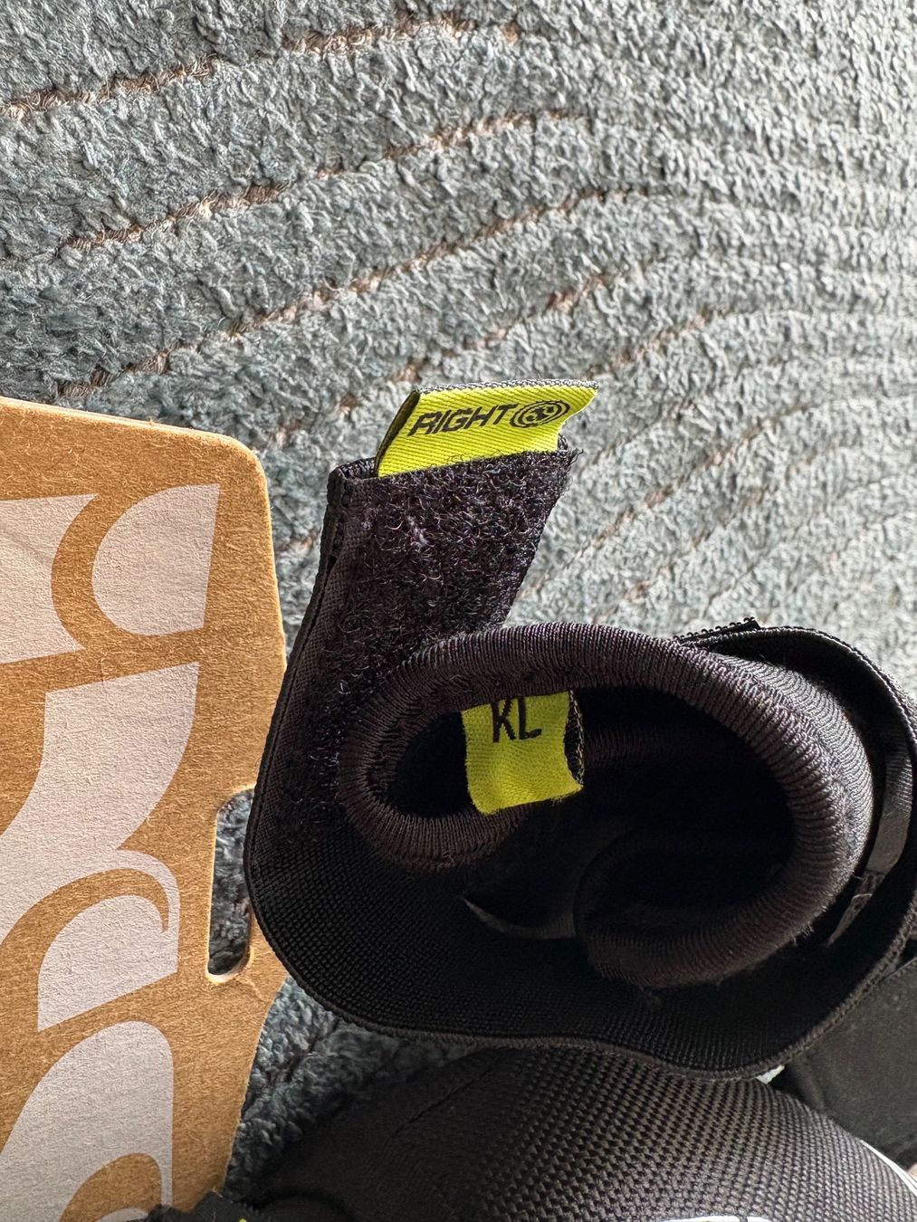 IXS Protezioni & Imbottiture: IXS Hack Evo elbow guards Kinder Large – Usato da Koppigen venduto da aline58 1