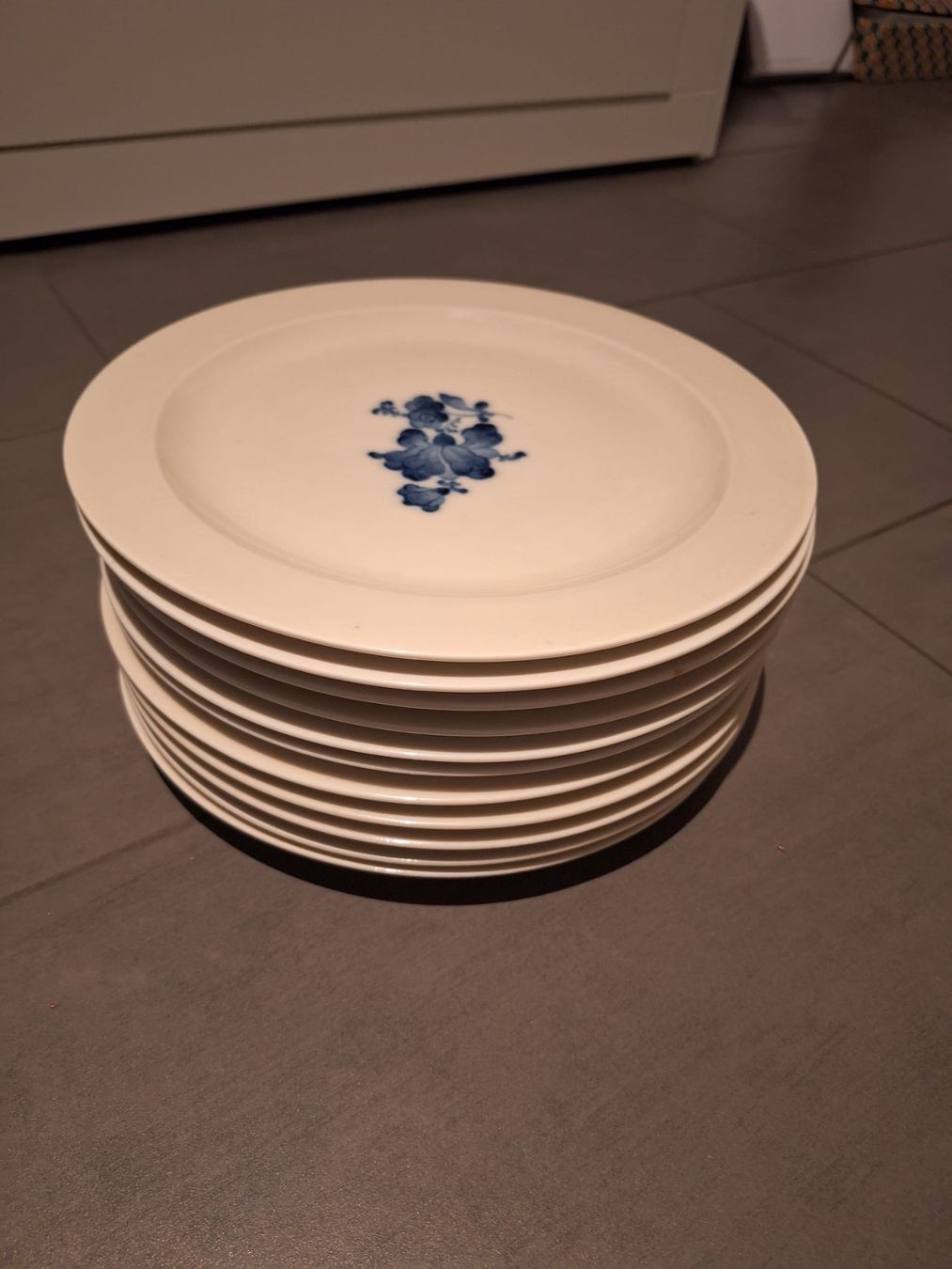 Geschirrsets: Langenthal Geschirr Set – Gebraucht aus Rafz von Nb.photography 5