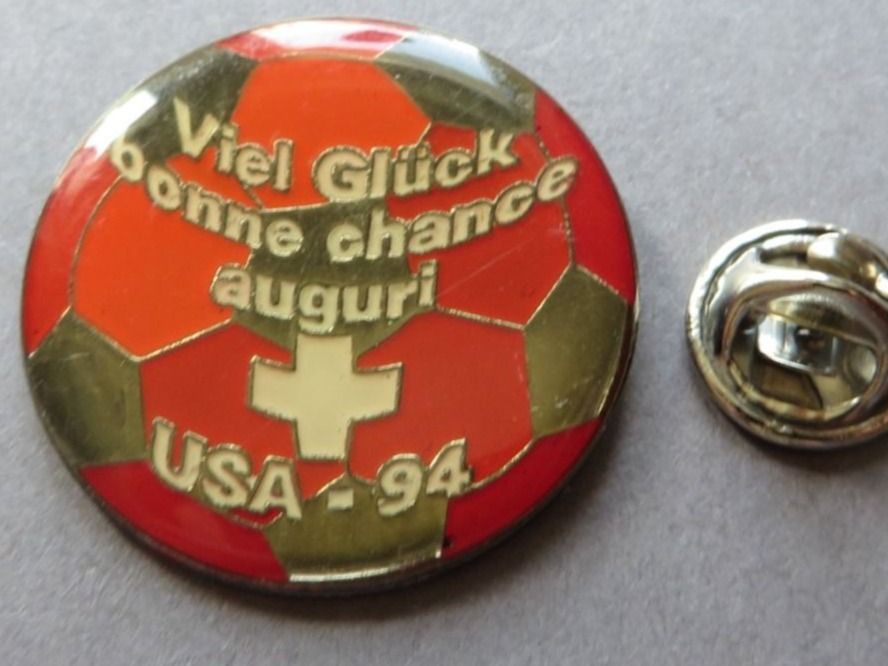 PINS FOOTBALL COUPE du monde world cup USA 94 EUR 3,99 - FR