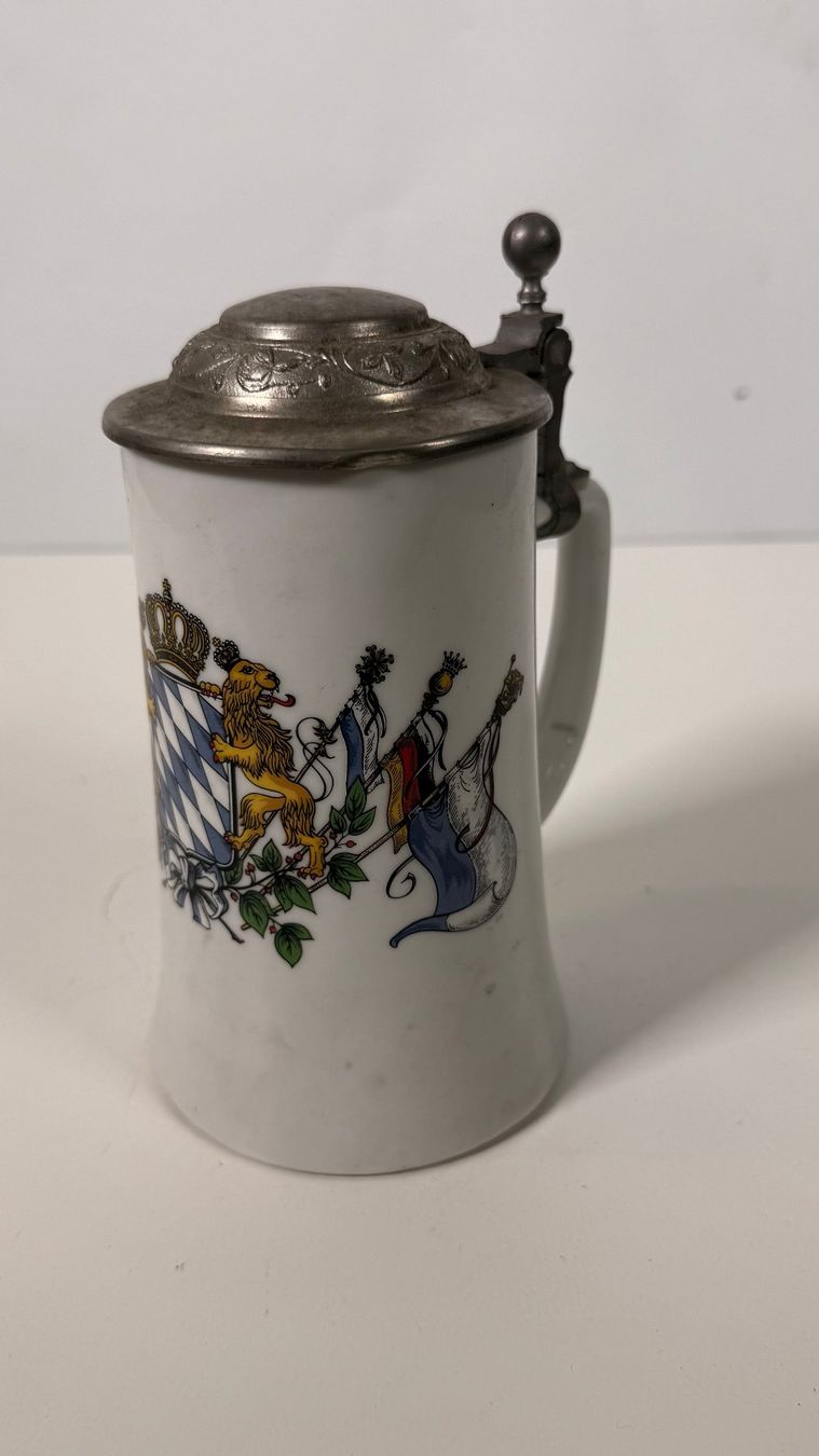 Bicchieri: Klassischer Bayerischer Bierkrug – Usato da Zürich venduto da Hedwig-steig 3