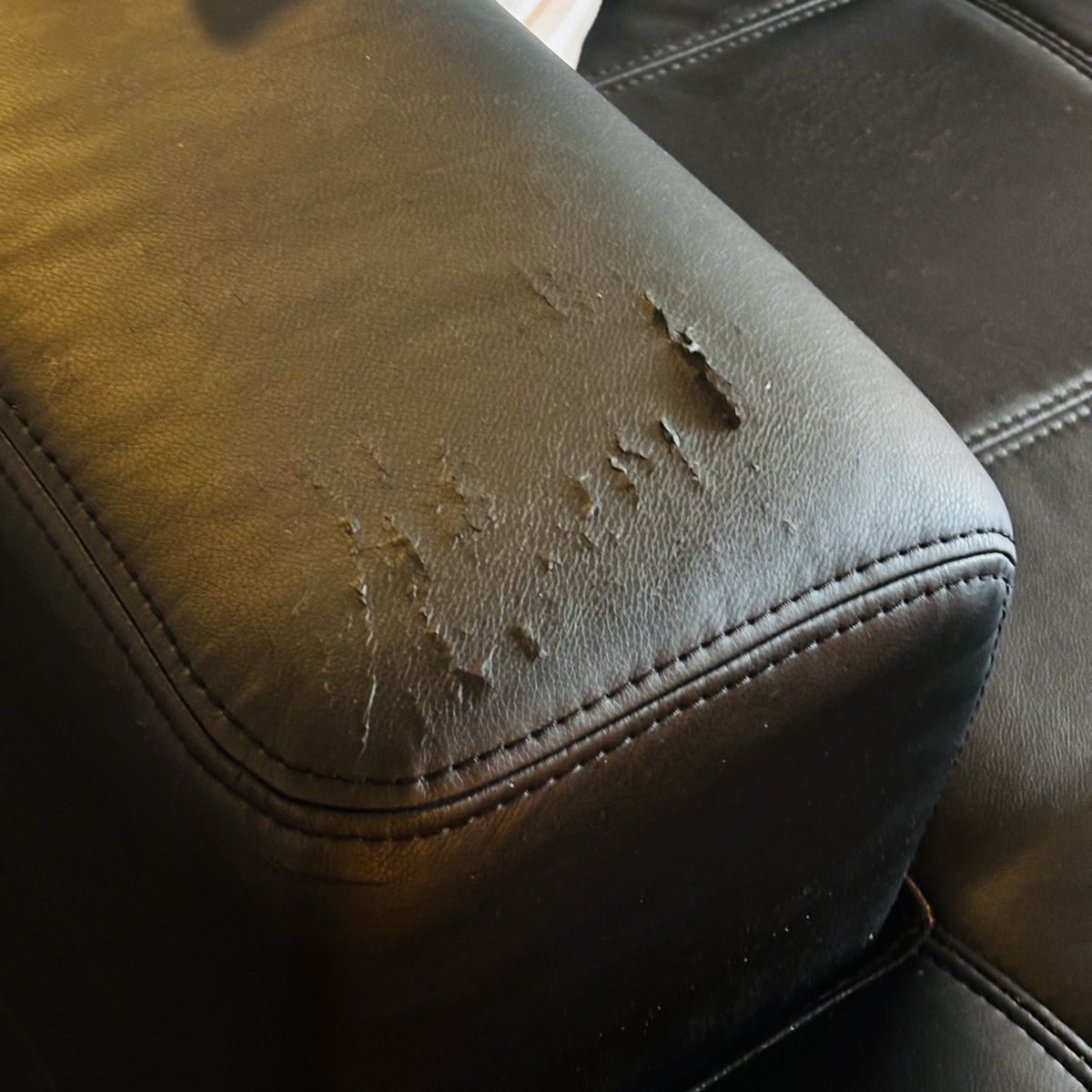 Divani: Ecksofa schwarz mit Bettfunktion (Kunstleder) – Usato da Niederwangen b. Bern venduto da muidop 5