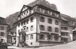 GERSAU Erholungsheim "Hof"/Citroen Auto