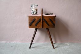 Boîte à couture travailleuse en chêne bricolage pieds compas