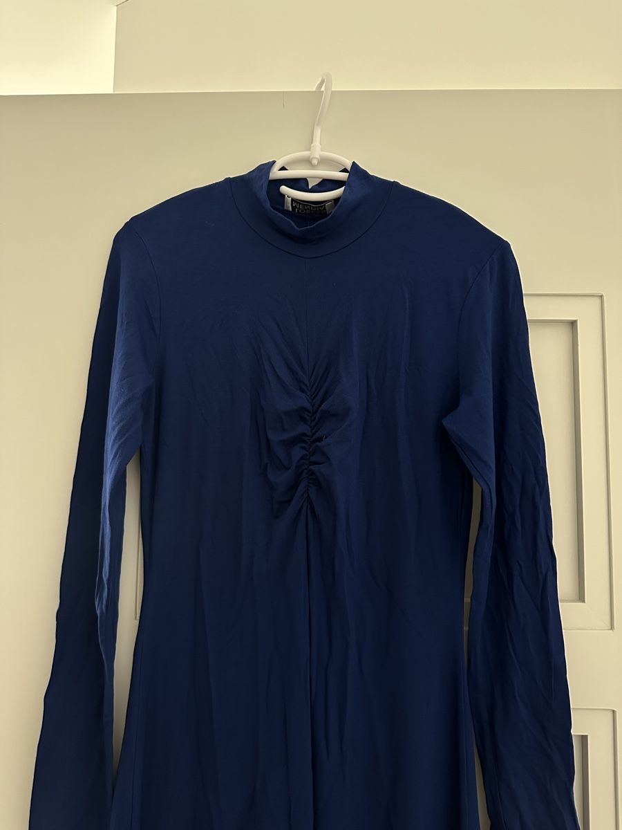 Kleider: Comfortable midi Dress – Neu (gemäss Beschreibung) aus Zürich von juz_2t2j 2