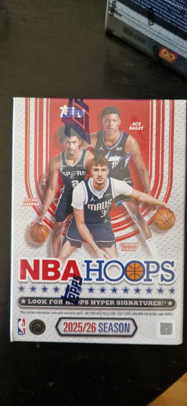 Topps Carte collezionabili: Blaster box de Topps nba hoops 2025-2026 NBA – Usato da Lutry venduto da SwissBBCards