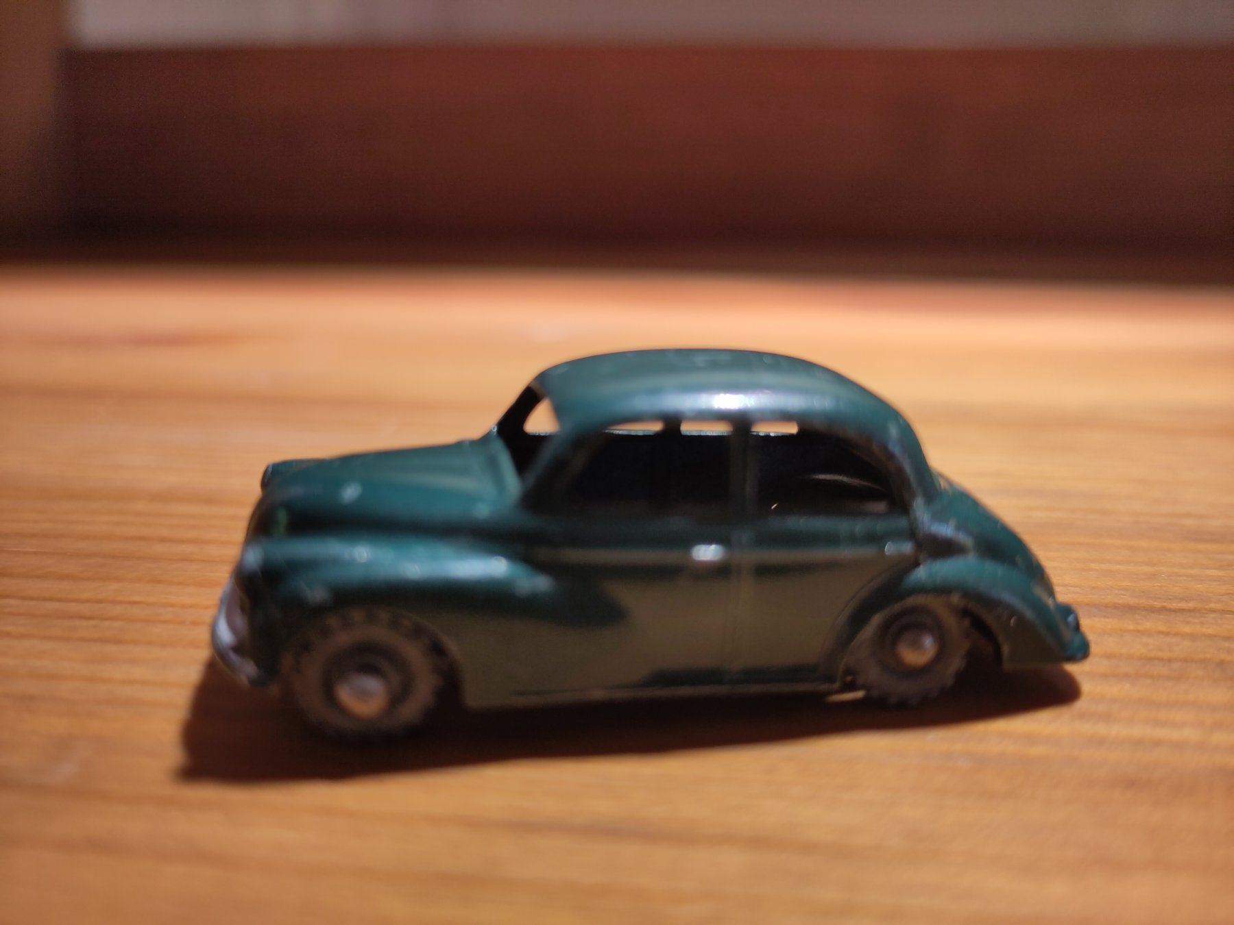 Modellini d'auto: Modellauto Morris Minor 1000 – Usato da Bülach venduto da Tiefschlaflos