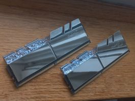 32GB (4×8GB) RGB Trident Royal DDR4 3600MHz RAM ***Memtest✅️