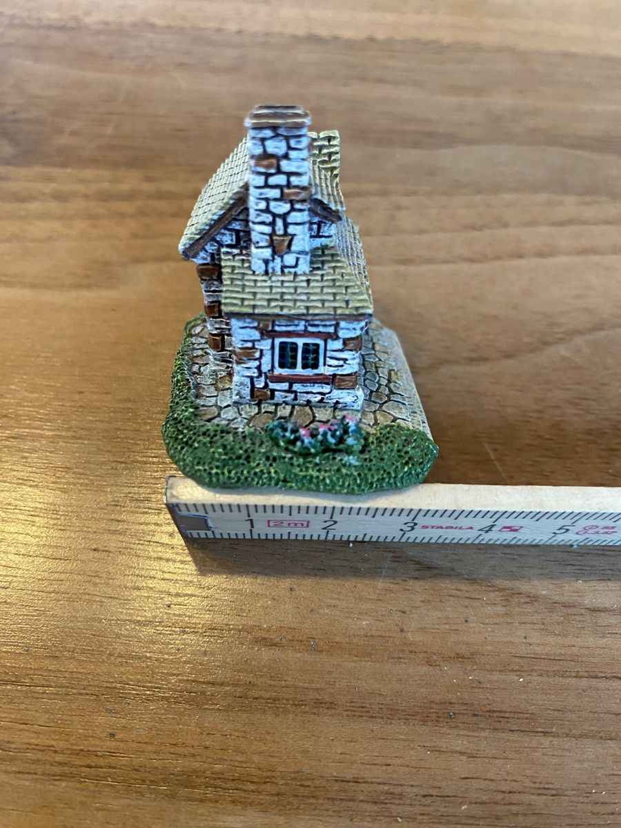 Spielzeuge: Miniatur Modellhaus Wine Bar – Gebraucht aus zürich von skychef 1