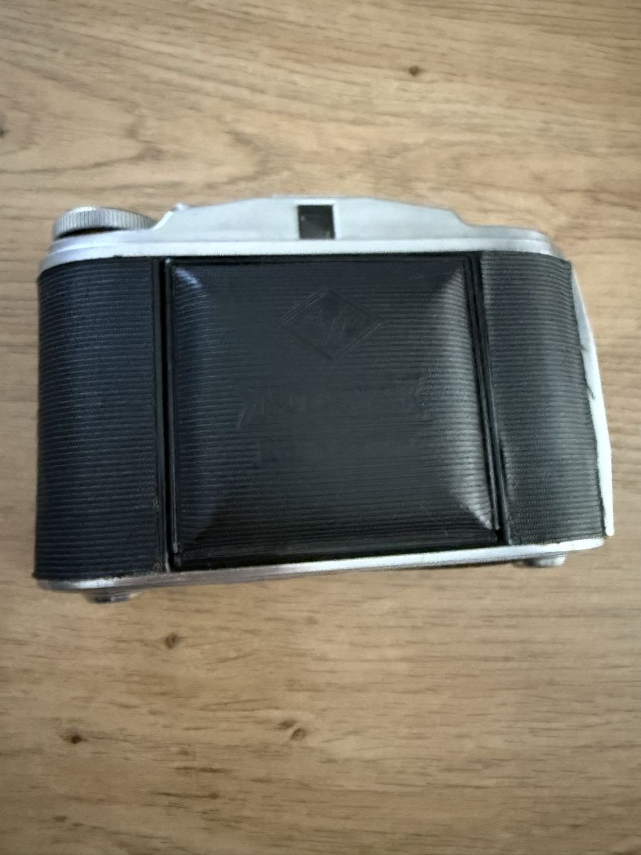 Agfa Fotocamera: Agfa Isolette ll - Dekoobjekt – Difettoso da Buch am Irchel venduto da Sweetharth 6