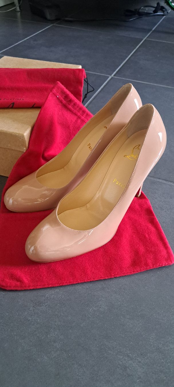 Christian Louboutin Scarpe da donna: Louboutin – Nuovo e nell'imballaggio originale da Savagnier venduto da deb_vtc7