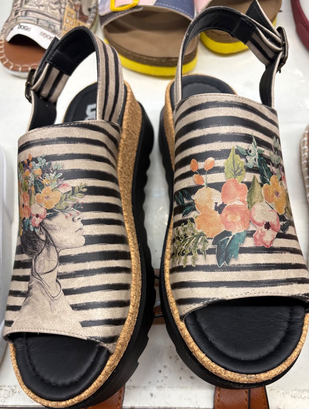 Damenschuhe: DOGO vegan leather shoes – Gebraucht aus Genève von mas_52gz 1