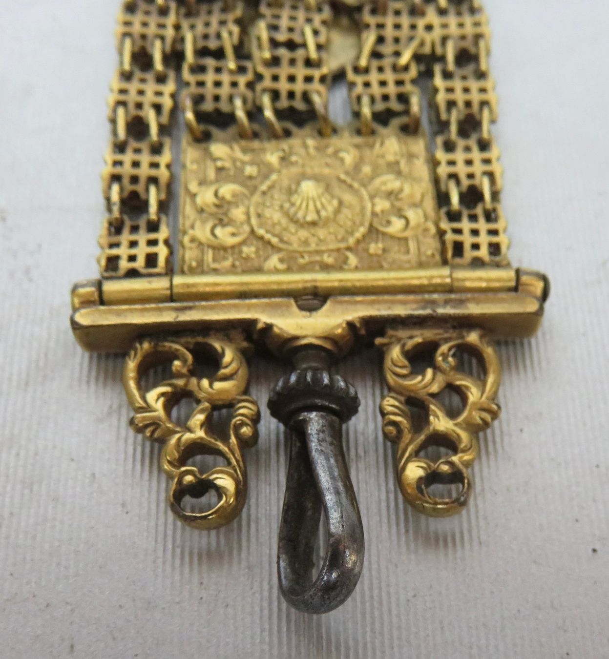 Altri accessori per orologi: CHATELAINE VERGOLDET 18. / 19 JAHRH. – Usato da BERN venduto da erassmusvonrotterdam 4