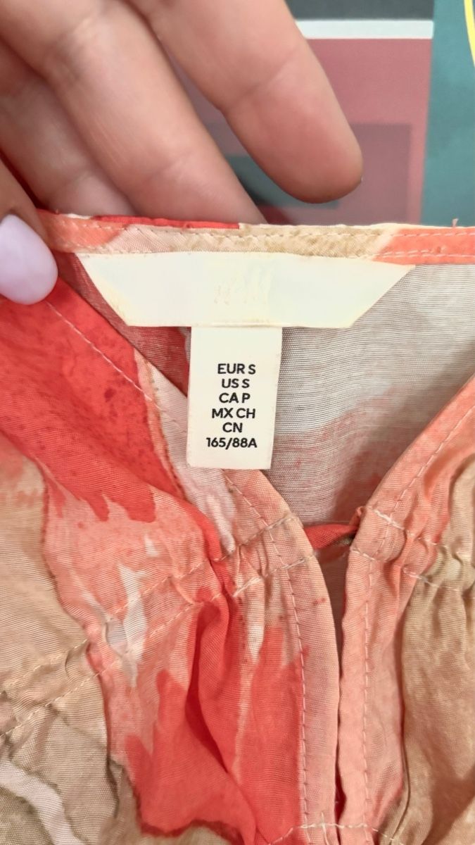 H&M Kleider: Sommerkleid Gr. 36, neuwertig – Gebraucht aus Volketswil von Irkasha 1