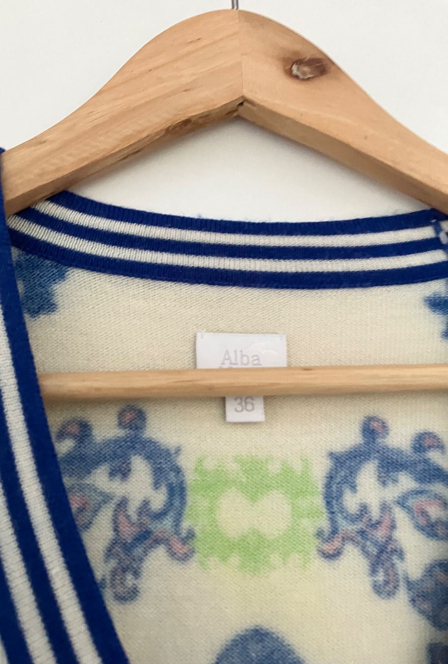 Alba Moda Giacche: Alba Moda Wolle Strickjacke Gr.36 – Usato da Unterägeri venduto da Jutka_04 1