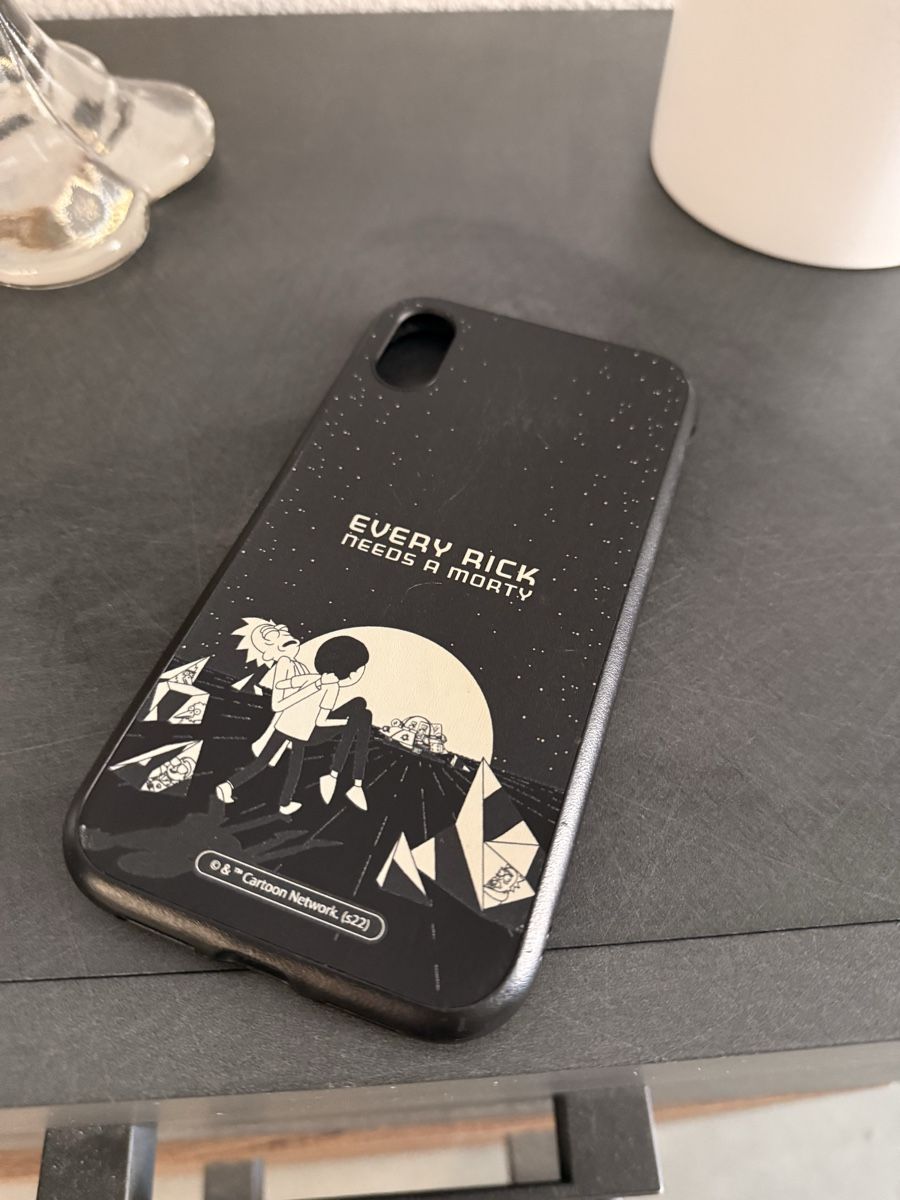 Apple Cover & Protezioni schermo: Coque iPhone XR Rick et Morty – Usato da Saxon venduto da Diboyzz