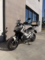 Honda X-ADV 2020 /14100km/ Révision 30.06.2026/ Pneus neufs