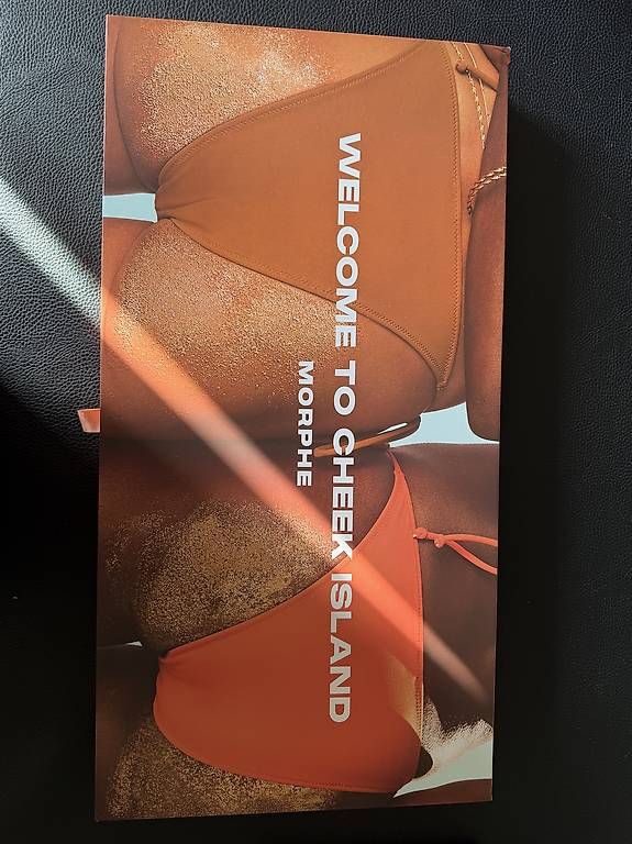 Make-up: MORPHE Your Cheek Destination  Limited Gift Set – Usato da Frauenfeld venduto da Jessy_kardakova 2