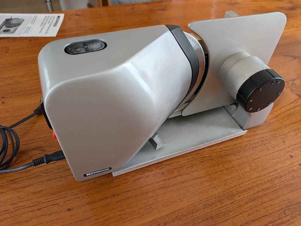Kenwood Appareils de cuisine: Schneidemaschine Kenwood – D'occasion à Zürich par McFlurry49 1