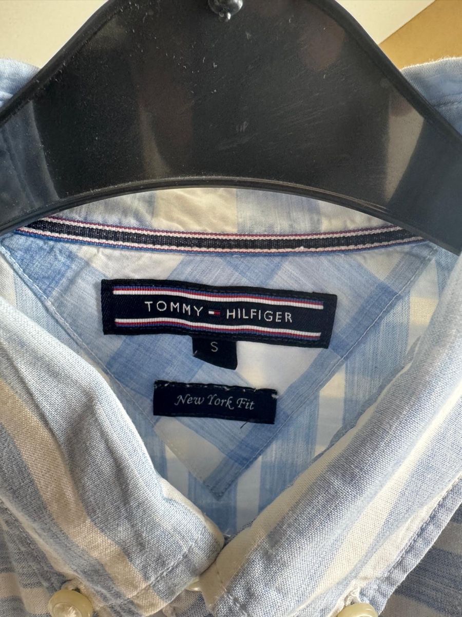 Tommy Hilfiger Camicie: TOMMY HILFIGER HerrenHemd, Gr. S – Usato da Islikon venduto da Julies_wardrobe 2