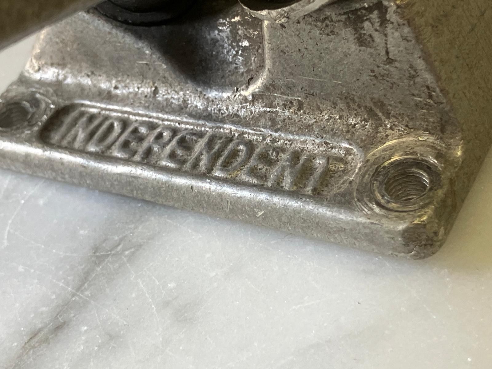 Skateboards: Skateboard, Rollbrett, 80-/90-iger Jahr – Usato da Regensdorf venduto da 7ws8 3