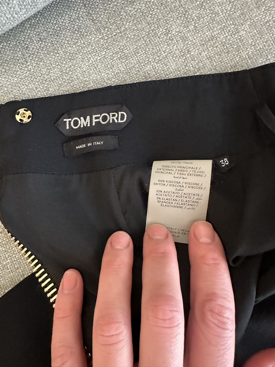 Tom Ford Gonne: Tom Ford , pencil skirt , new – Nuovo (secondo la descrizione) da Küssnacht am Rigi venduto da hor_dpb7 6